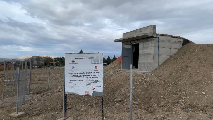 Завршува изградбата на резервоар за вода за три села во Карбинци