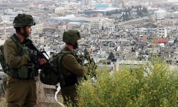 „Аарец“: Во Газа се распоредени 10.000 израелски војници