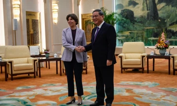 Француската министерка за надворешни работи на средба со кинескиот премиер: Франција е посветена на дијалогот со Кина