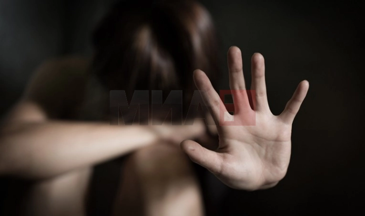 Четириесетгодишна скопјанка физички нападната од поранешниот вонбрачен партнер