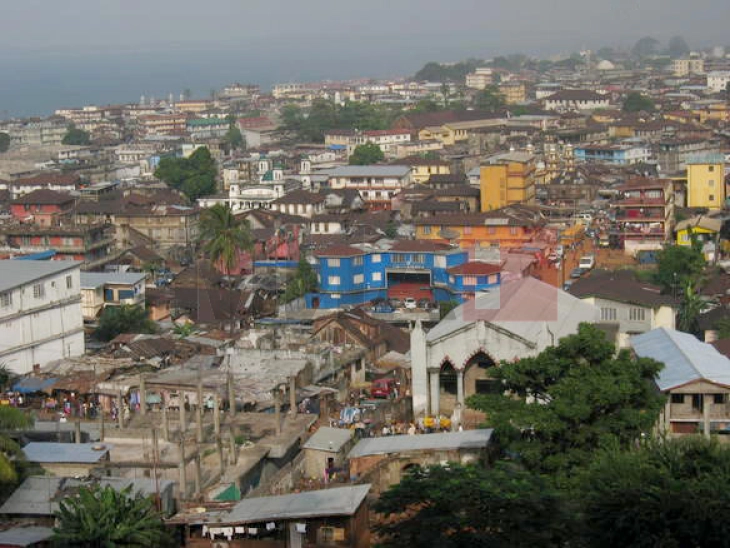 Ministri i Informacioneve i Sierra Leone tha se sulmi i fundjavës ishte një përpjekje e dështuar për grusht shtet