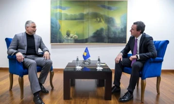 Албин Курти и Чедомир Јовановиќ разговараа во Приштина за „потребата од владеење на правото“ во регионот