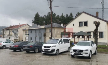 Ќе се уредува центарот дебрчкото село Злести и општинската зграда во село Белчишта