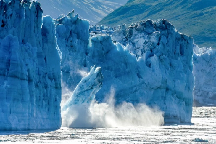 Метеоролошка агенција на ОН: Светот ја губи трката за спас на глечерите што се топат