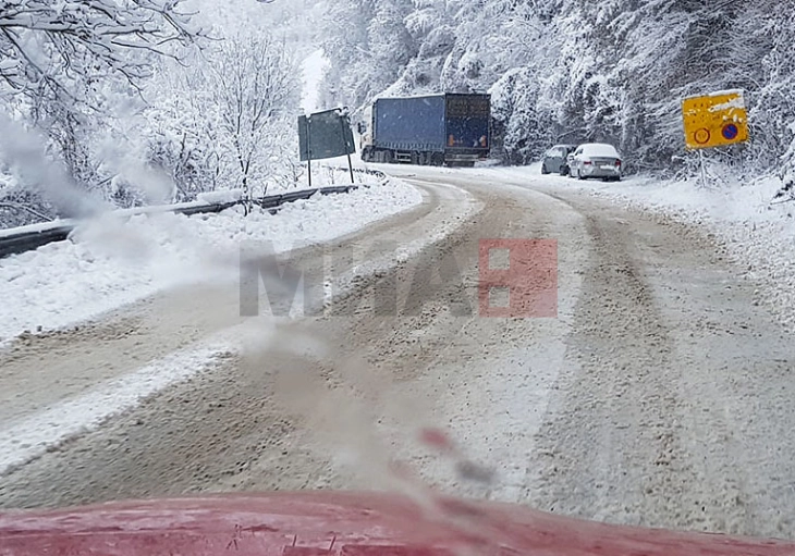 Забрана за тешки товарни возила на планинскиот превој „Ѓавато“