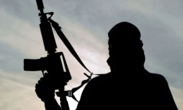 Седум припадници на сириските сили загинаа во напад на џихадистите на Исламската држава
