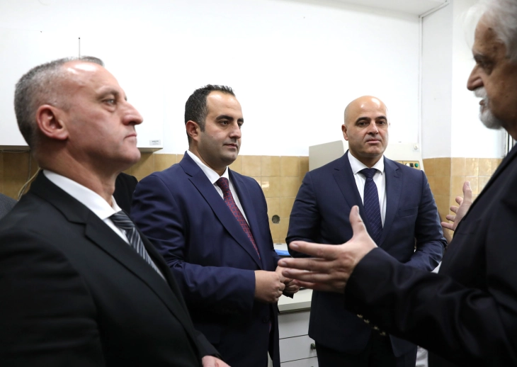 Ministri Mexhiti paralajmëron tenderë të ri për spitalin e Kërçovës dhe Shtipit