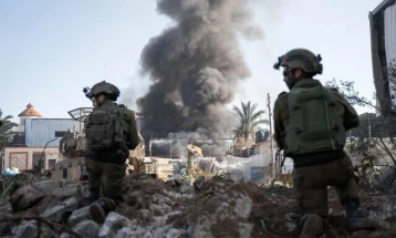 Петмина Палестинци убиени во израелски напад врз бегалски камп во градот Тулкерем, на Западниот брег