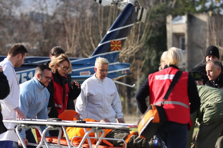 Ловџија од непристапен терен евакуиран со хеликоптерот за итна медицинска помош