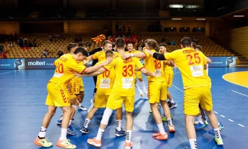 Македонските ракометари загубија од Романија во финалето на „Трофеј Карпати“