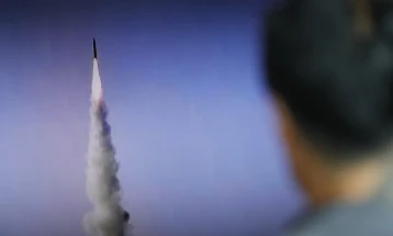 Северна Кореја изврши ново тестирање на интерконтинентална балистичка ракета
