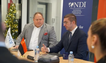 Мицкоски потпиша меморандум за соработка со НДИ во рамки на програмата „Победи со интегритет“