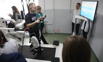 Në Klinikën për mjekësi fizikale dhe rehabilitim lëshohet në përdorim aparati për rehabilitim robotik