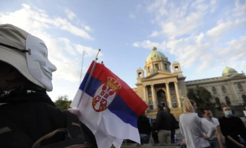 Заплашување на граѓаните со Мајдан: Власта ги гледа протестите на опозицијата како вовед во граѓанска војна