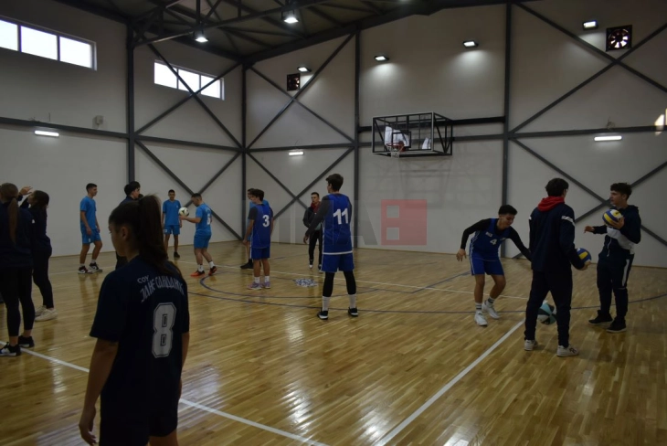 Предадена во употреба новата спортска сала на Гимназијата „Јане Сандански“