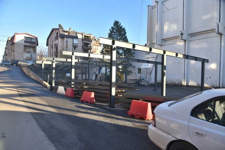 Интензивно се гради првата катна гаража во Штип