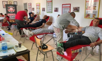 Крводарителите од Виница остварија нов рекорд, во еден ден собраа 140 единици со крв