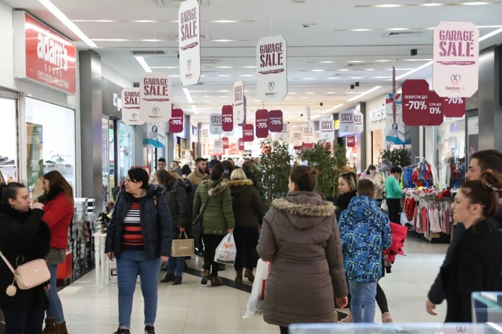 Kovaçevski: Rekomandimi për funksionimin e dyqaneve me pakicë është bërë me kërkesë të tregtarëve, punëtorët do të paguhen në përputhje me ligjin