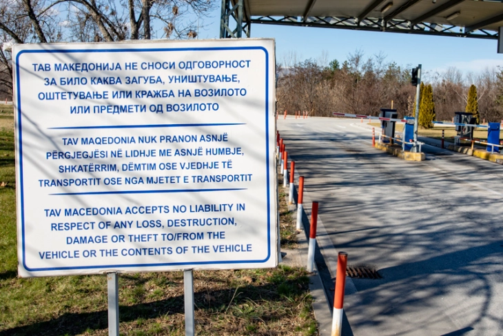 Nga 1 janari shtrenjtohet parkingu në aeroportin e Shkupit