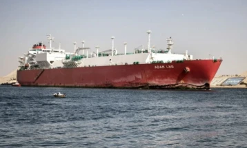 Данска бродска компанија објави дека го суспендира минувањето на бродовите низ Црвеното Море