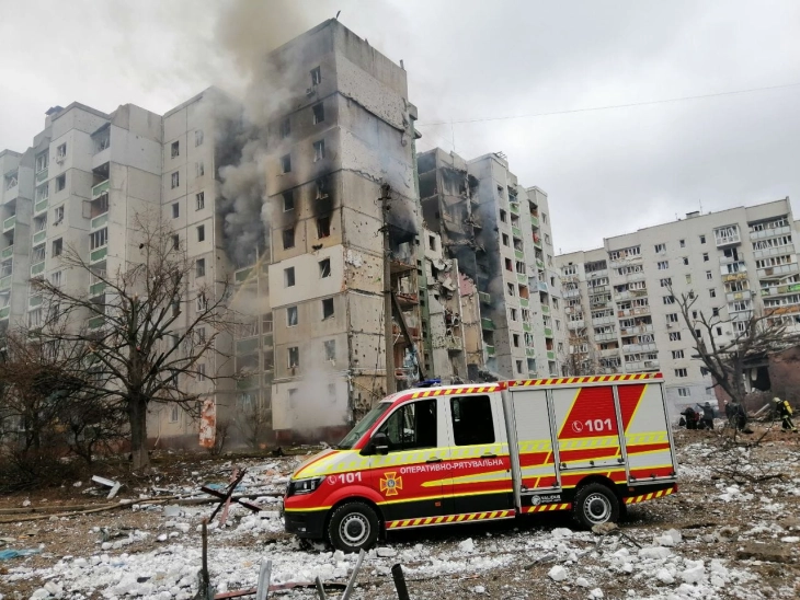 Две лица загинаа во руски напади во Украина