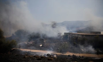Израел изврши воздушни напади врз Хезболах во јужен Либан