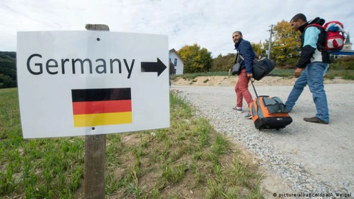 More than 320,000 people applied for asylum in Germany in 2023