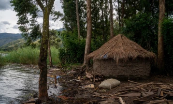Огромни поплави во Република Конго, илјадници луѓе имаат потреба од итна помош