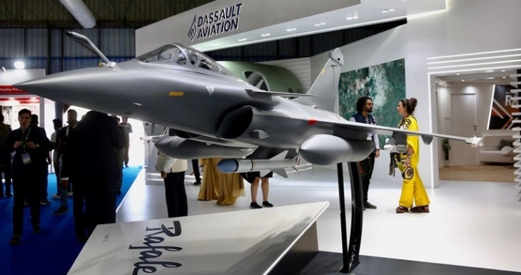 Франција нарача 42 борбени авиони „Рафал“