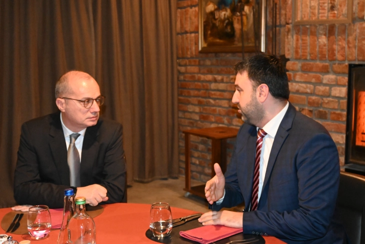 Раководството на ЕДП оствари средба со албанскиот МНР Игли Хасани