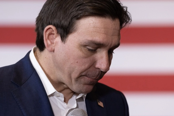 Ron DeSantis u tërhoq nga gara pesidenciale në SHBA dhe e mbështet Trampin