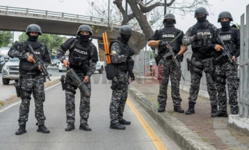 Еквадор го скрати полицискиот час поради релативниот пад на насилството