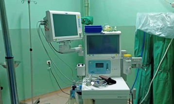 Нов апарат за анестезија и респиратор за велешката болница вредни 7,5 милиони денари