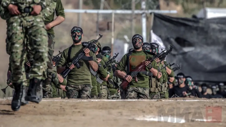 Блумберг: Хамас добива околу 12 милиони долари месечно од добротворни организации