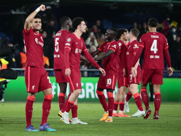 Liverpool hold off late Fulham charge to reach Carabao Cup Final