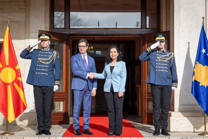 President Pendarovski meets Kosovo counterpart Osmani-Sadriu in Pristina