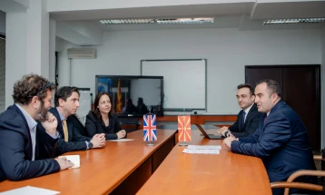 Средба на министерпт Шаќири со британскиот амбасадор Лосон и директорката на Британскиот совет, Сиарс