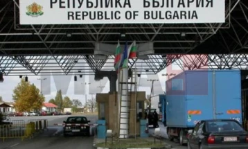Четворица европратеници предлагаат „туристички Мини-шенген“ меѓу Бугарија, Грција и Романија 