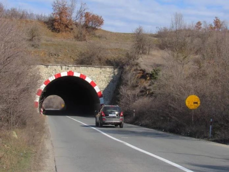 Bytyqi: Vijon procedura e tenderit për 10 kilometrat e rrugës Shkup - Bllacë, kompania së shpejti do të zgjedhet