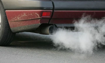 ЕУ не успеа значително да ги намали емисиите на ЦО2 од возилата, оценуваат европските ревизори 