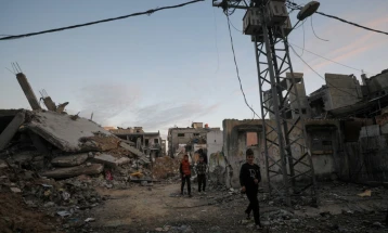 Edhe 174 palestinezë e humbën jetën në sulmet izraelite ndaj Rripit të Gazës në 24 orët e fundit, numri i të vdekurve u rrit në 26.257