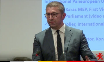 Mickoski: Shtatë vitet e fundit jemi dëshmitarë vetëm të skandaleve