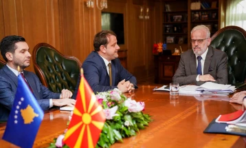 Takim Xhaferi - Qehaja: Maqedonia e Veriut dhe Kosova po punojnë në thellimin e politikës ekonomike dhe të fqinjësisë së mirë