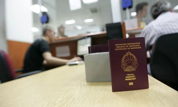Osmani: Shqyrtohet mundësia që të dëmshpërblehen qytetarët që kanë pasaporta të vlefshme, ndërsa shkaku i marrëveshjes duhet t’i ndryshojnë