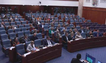 Собранието работи без доволен број пратеници за гласање по предлози од три седници