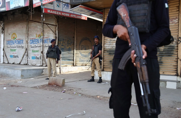 Петмина полицајци убиени во северозападен Пакистан