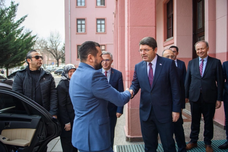 Lloga dhe Tunç  në Ankara biseduan për ekstradimin e Palevskit