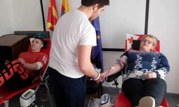 Крводарителска акција во Росоман