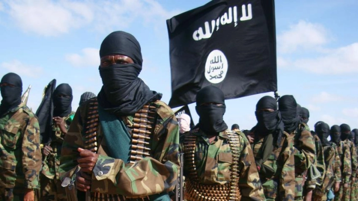 Во терористички напад во Сомалија загинаа тројца војници од ОАЕ и еден од Бахрен, „Ал Шабаб“ презеде одговорност