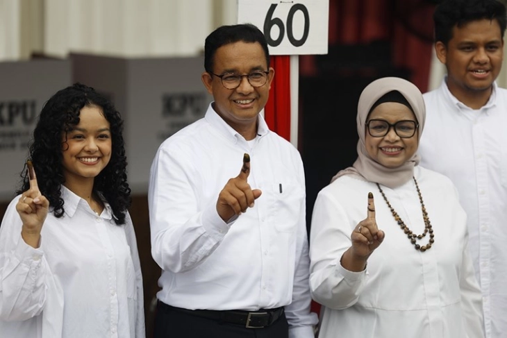 Indonesians vote to elect new president, parliament